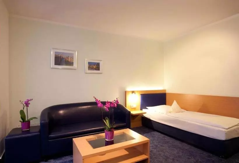 Fotos del hotel Hanseport Hamburg:  6