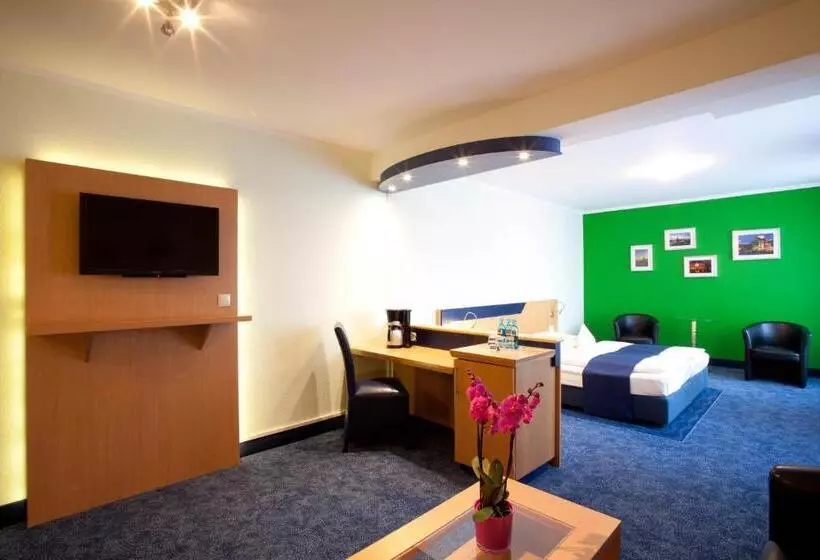 Fotos del hotel Hanseport Hamburg:  8