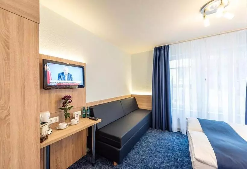 Fotos del hotel Hanseport Hamburg:  25