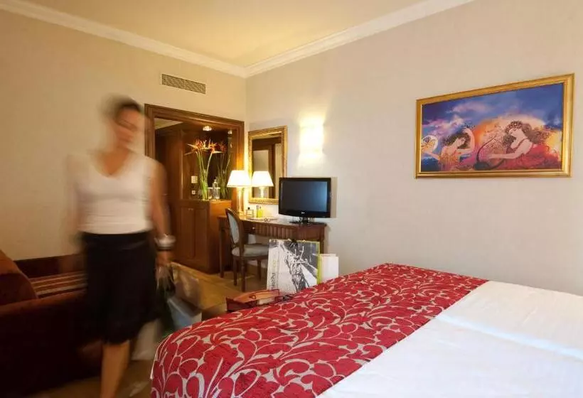 Fotos del hotel Electra Hotel Athens:  2