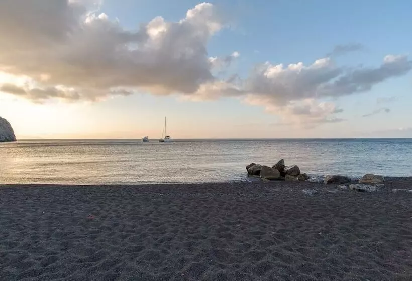 Fotos del hotel Porto Perissa:  7