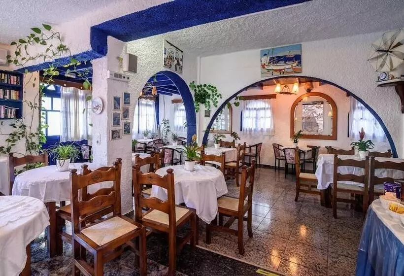 Fotos del hotel Porto Perissa:  3