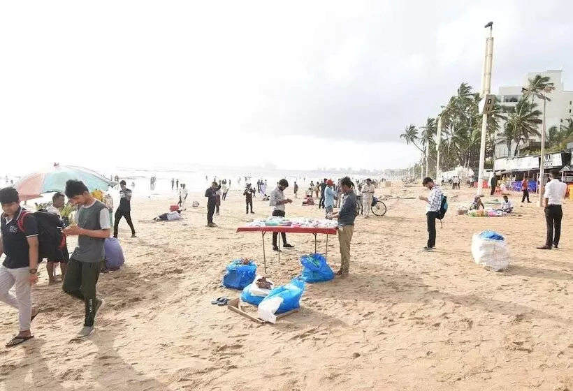 Fotos del hotel Kings International:  16