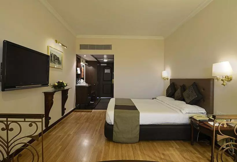 Fotos del hotel Sun-n-Sand Pune:  19