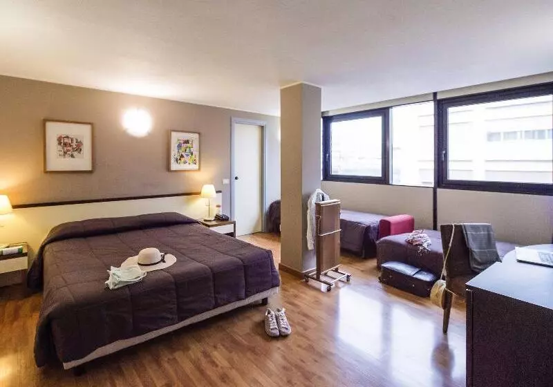 Fotos del hotel Ibis Styles Palermo Cristal:  11