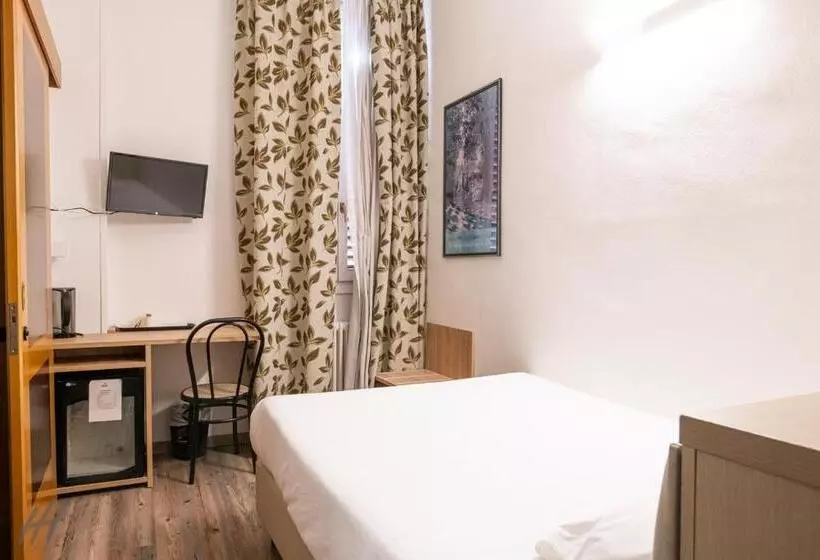 Fotos del hotel Holiday:  16