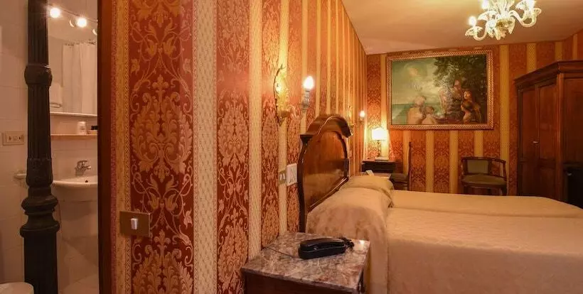 Fotos del hotel Marconi:  11