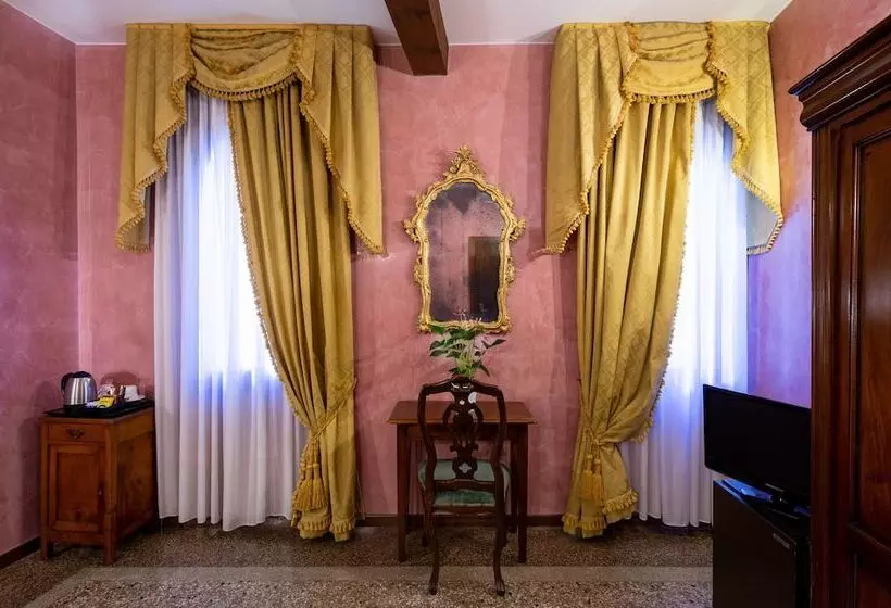 Fotos del hotel Marconi:  25