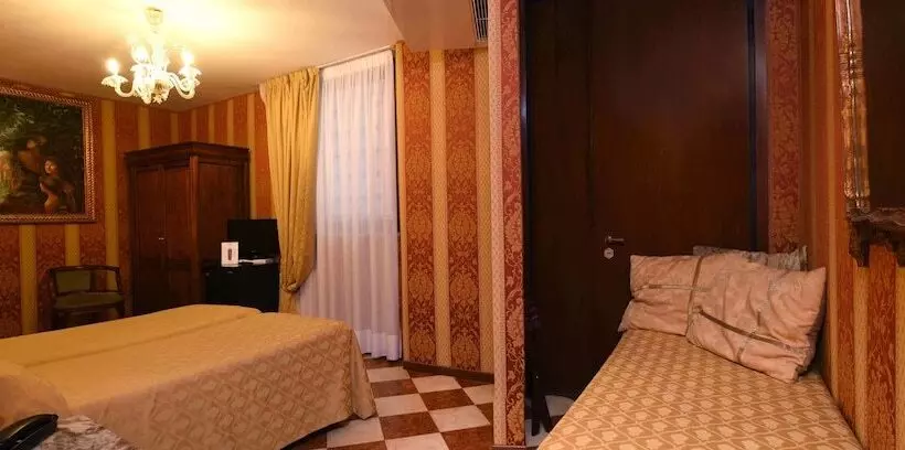 Fotos del hotel Marconi:  7