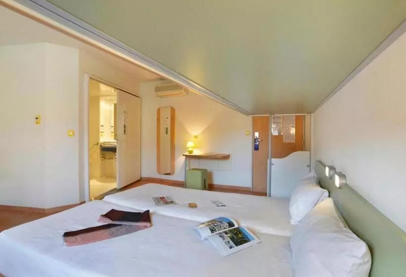 Fotos del hotel Ibis Budget Apt Luberon:  23