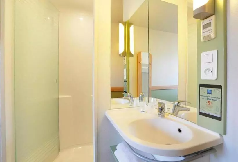 Fotos del hotel Ibis Budget Apt Luberon:  5