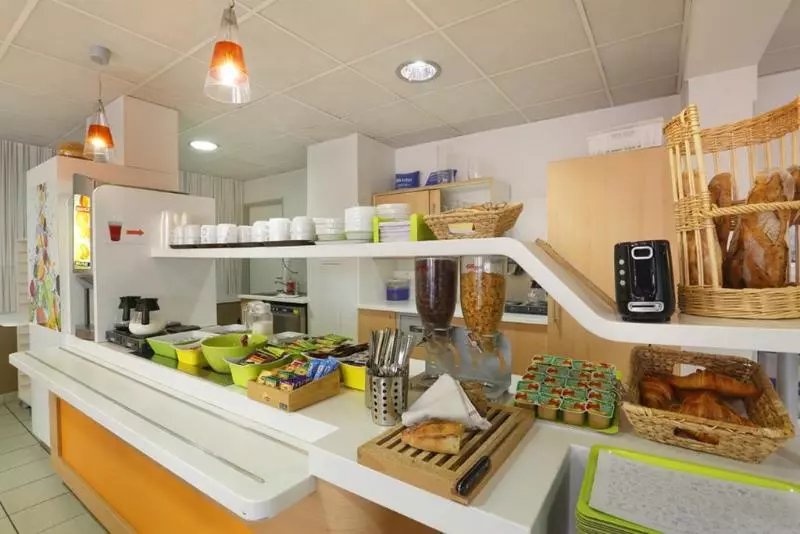 Fotos del hotel Ibis Budget Apt Luberon:  15