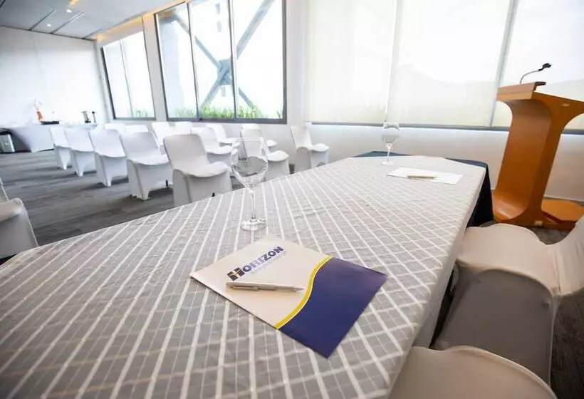 Fotos del hotel Horizon & Convention Center:  24