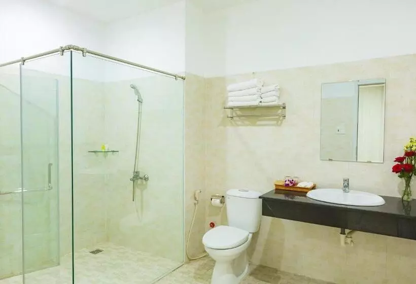 Fotos del hotel Navy  Danang:  5