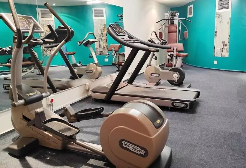 Fotos del hotel President:  5