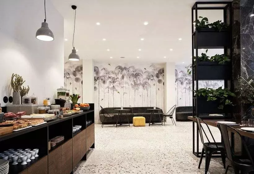 Fotos del hotel Athens4:  10