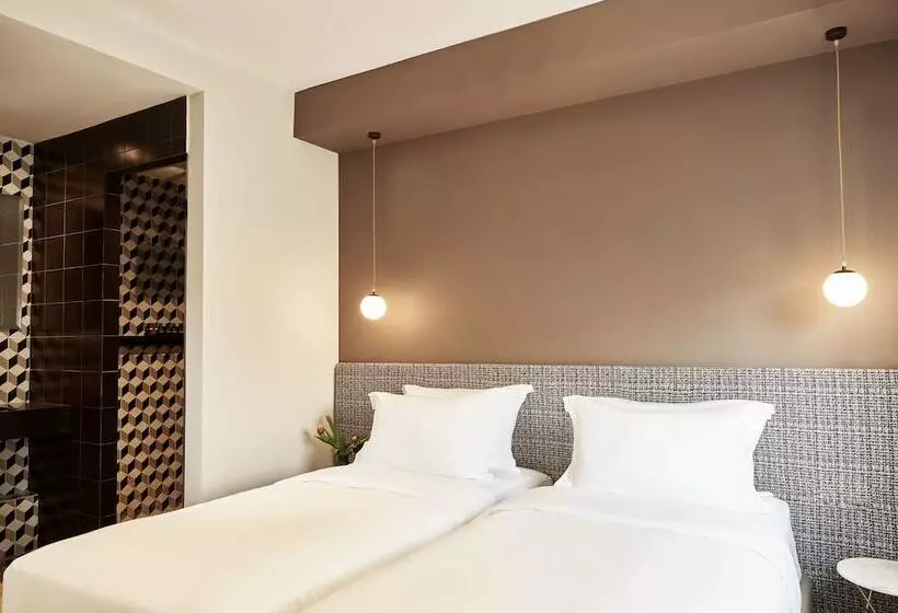 Fotos del hotel Athens4:  2