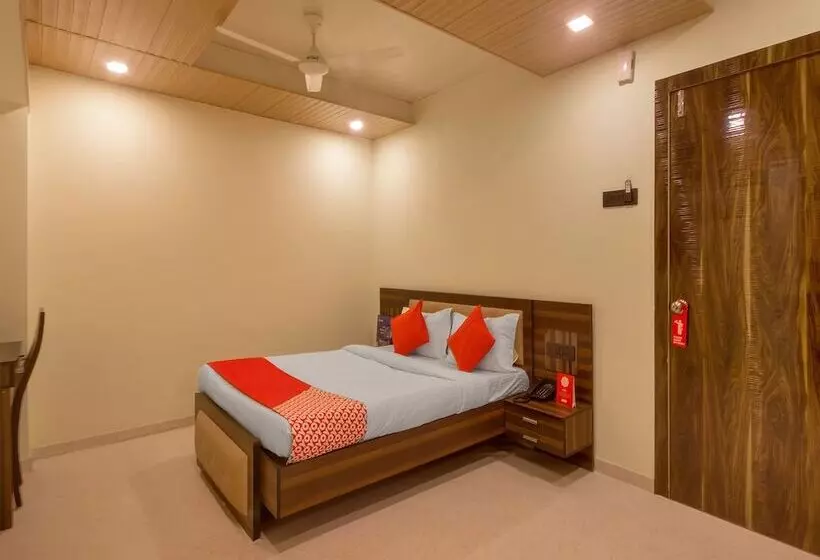 Fotos del hotel Gargi Executive By Oyo Rooms:  4