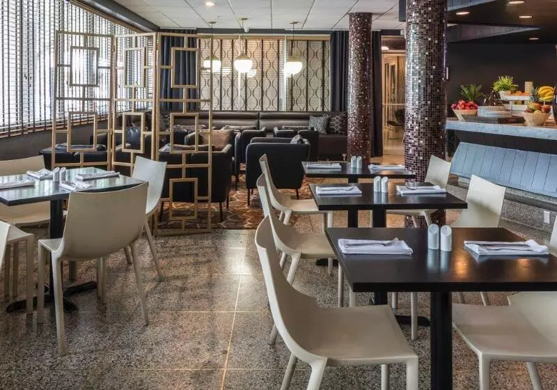 Fotos del hotel Capitol Skyline:  14