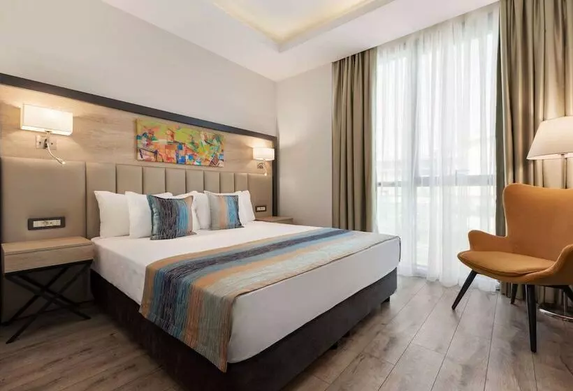 Fotos del hotel Ramada Encore By Wyndham Istanbul Basin Express:  6