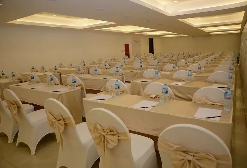 Fotos del hotel Westlake Hotel & Resort Vinh Phuc:  18