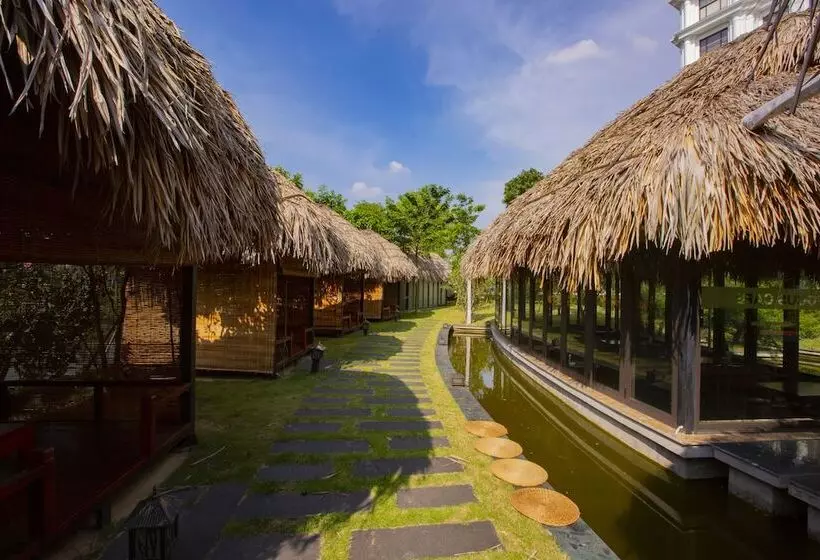 Fotos del hotel Westlake Hotel & Resort Vinh Phuc:  8
