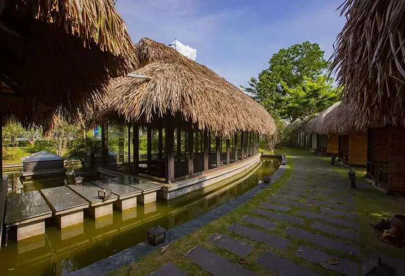 Fotos del hotel Westlake Hotel & Resort Vinh Phuc:  24