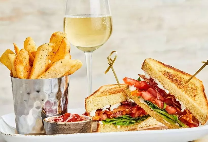 Fotos del hotel Courtyard By Marriott Houston Hobby Airport:  5