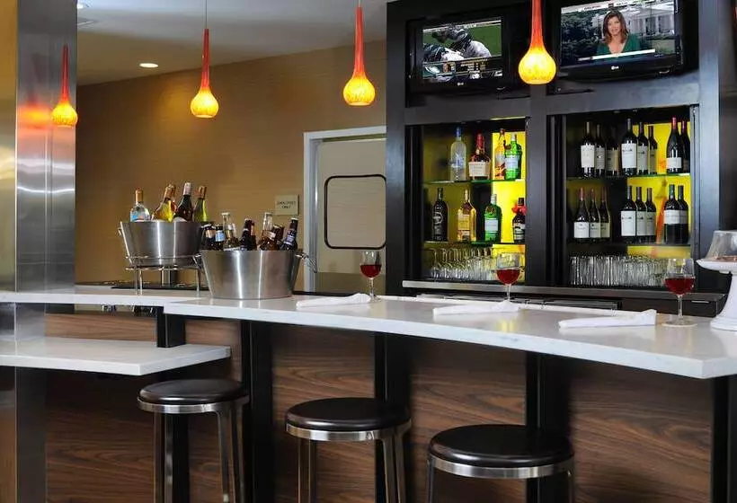 Fotos del hotel Courtyard By Marriott Houston Hobby Airport:  6