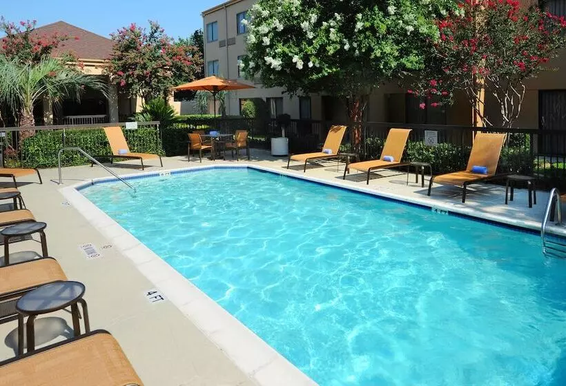 Fotos del hotel Courtyard By Marriott Houston Hobby Airport:  9