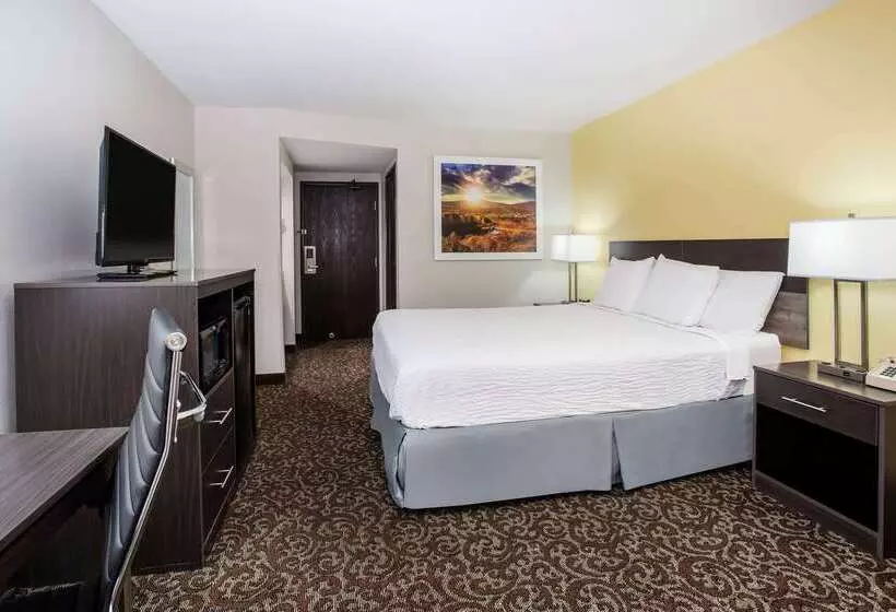 Fotos del hotel Days Inn By Wyndham Phoenix North:  25