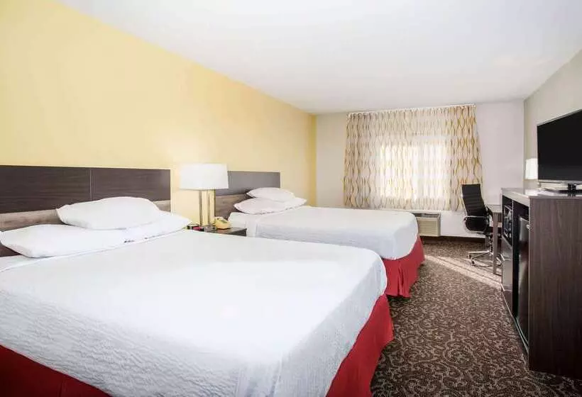 Fotos del hotel Days Inn By Wyndham Phoenix North:  18