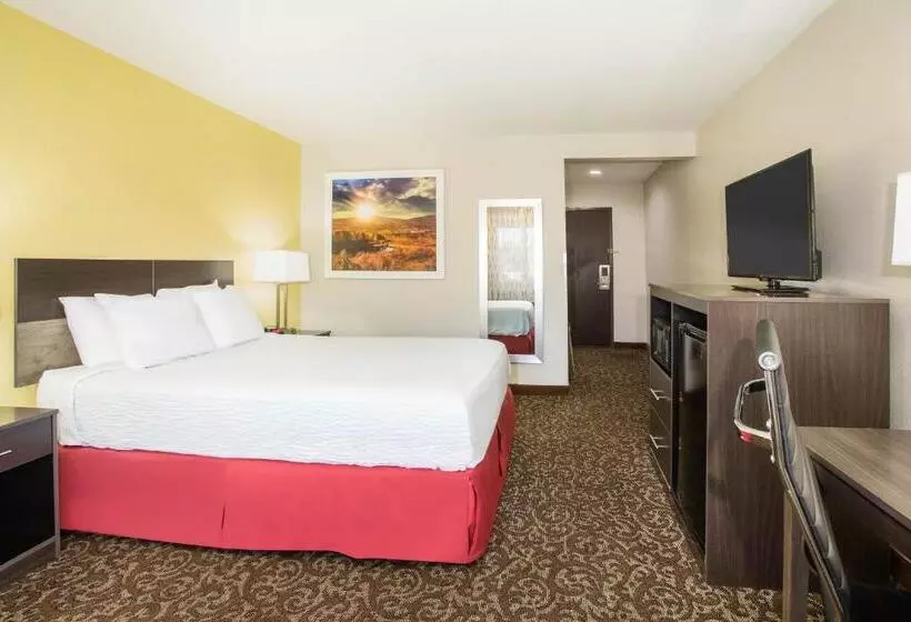 Fotos del hotel Days Inn By Wyndham Phoenix North:  11