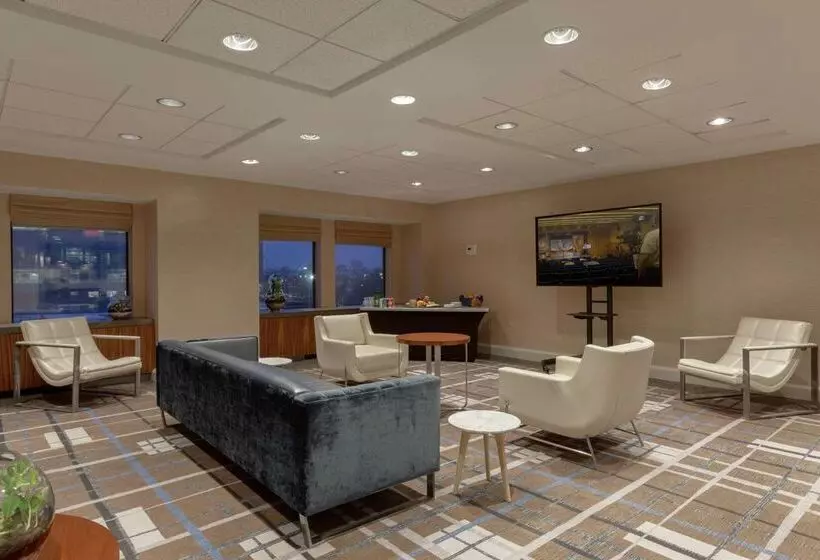 Fotos del hotel Doubletree Suites By Hilton Hotel Boston - Cambridge:  4