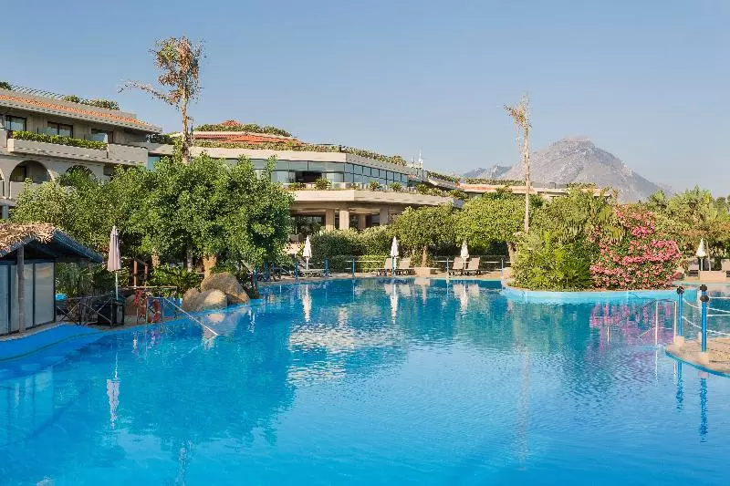 Fotos del hotel Grand Palladium Garden Beach Resort & Spa All Inclusive:  34