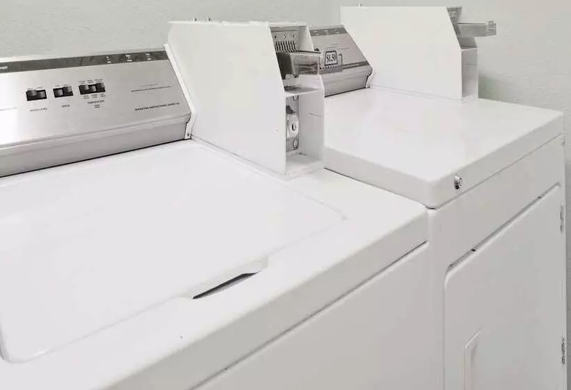 Fotos del hotel Travelodge By Wyndham Seattle North Of Downtown:  5