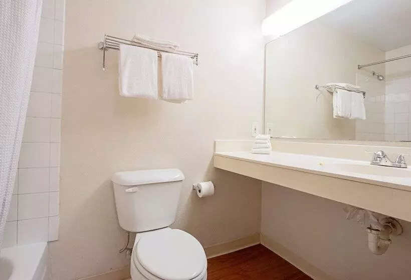 Fotos del hotel Hometowne Studios By Red Roof Phoenix  Dunlap Ave:  10