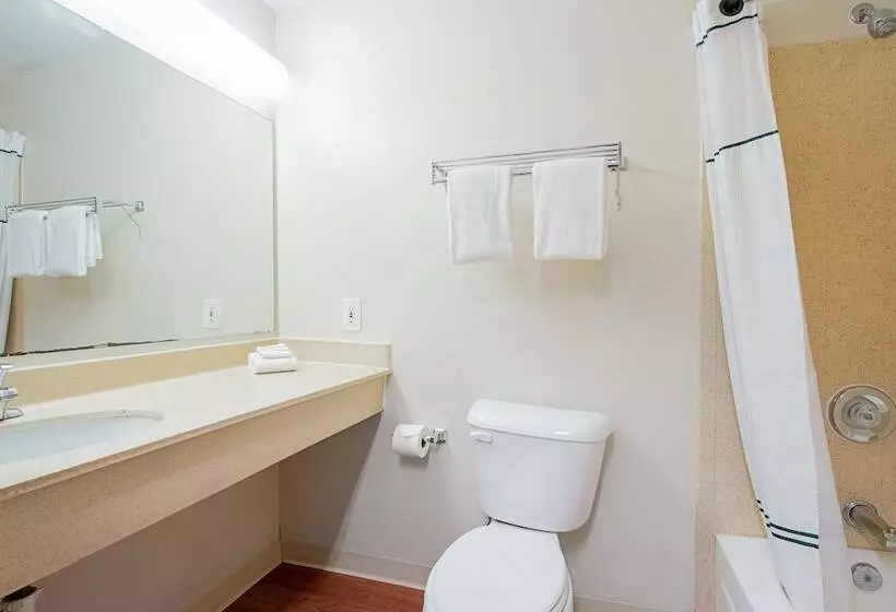 Fotos del hotel Hometowne Studios By Red Roof Phoenix  Dunlap Ave:  6