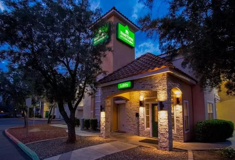 Fotos del hotel Hometowne Studios By Red Roof Phoenix  Dunlap Ave:  17
