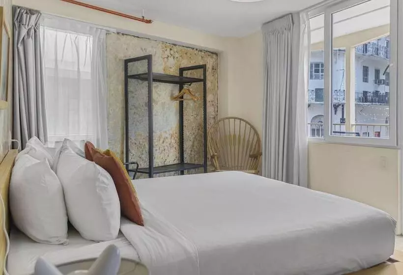Fotos del hotel Selina Casco Viejo:  17