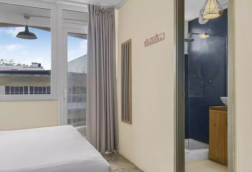 Fotos del hotel Selina Casco Viejo:  7