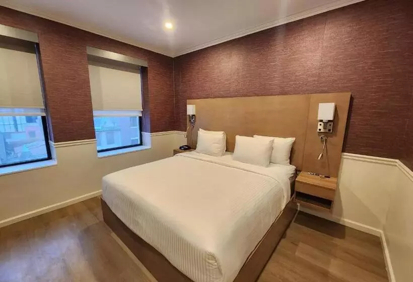 Fotos del hotel Mayfair New York:  2