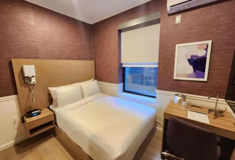 Fotos del hotel Mayfair New York:  20