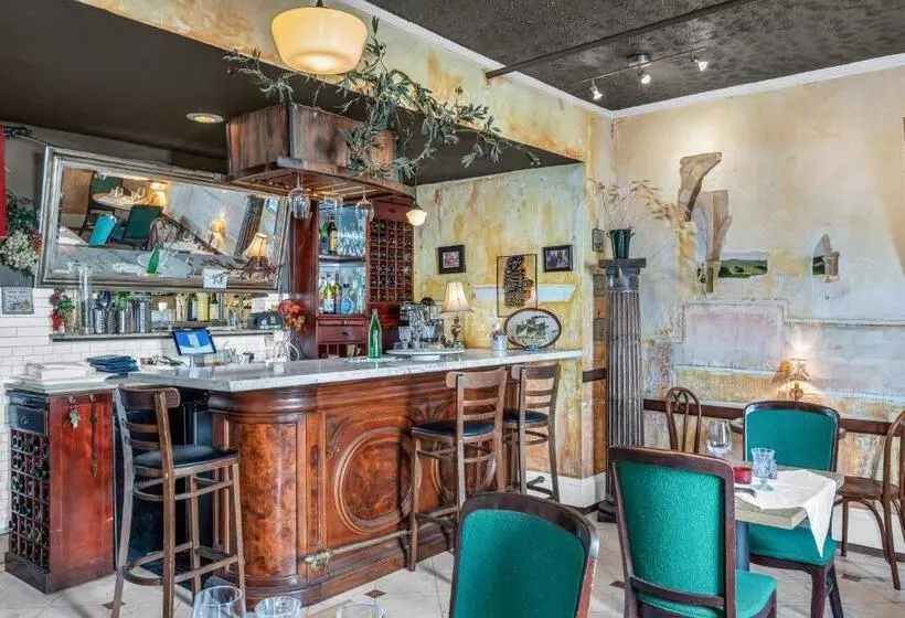 Fotos del hotel Nob Hill Hotel:  3