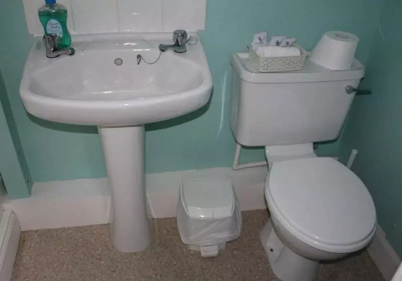 Fotos del hotel Kilmaurs Guest House:  7