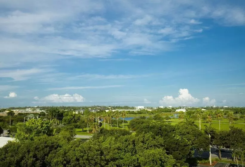 Fotos del hotel Staybridge Suites Miami Doral Area, An Ihg:  11