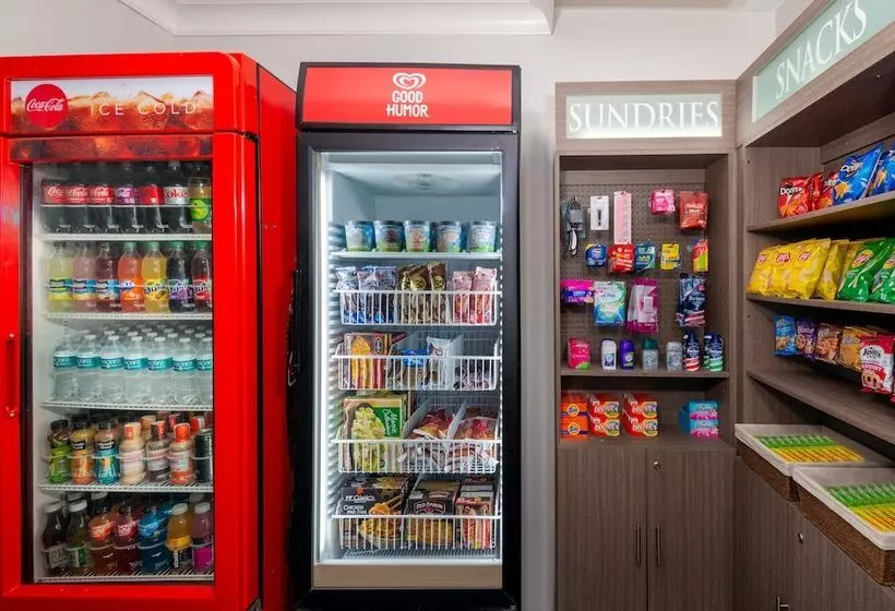 Fotos del hotel Staybridge Suites Miami Doral Area, An Ihg:  6