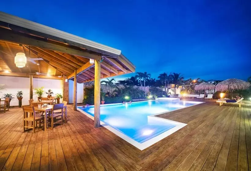 Fotos del hotel Naboo Resort & Dive Center:  7