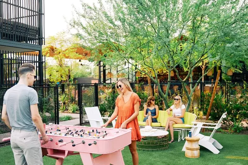 Fotos del hotel Rise Uptown:  10
