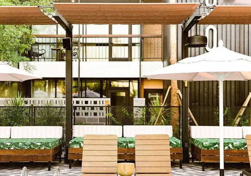 Fotos del hotel Rise Uptown:  7